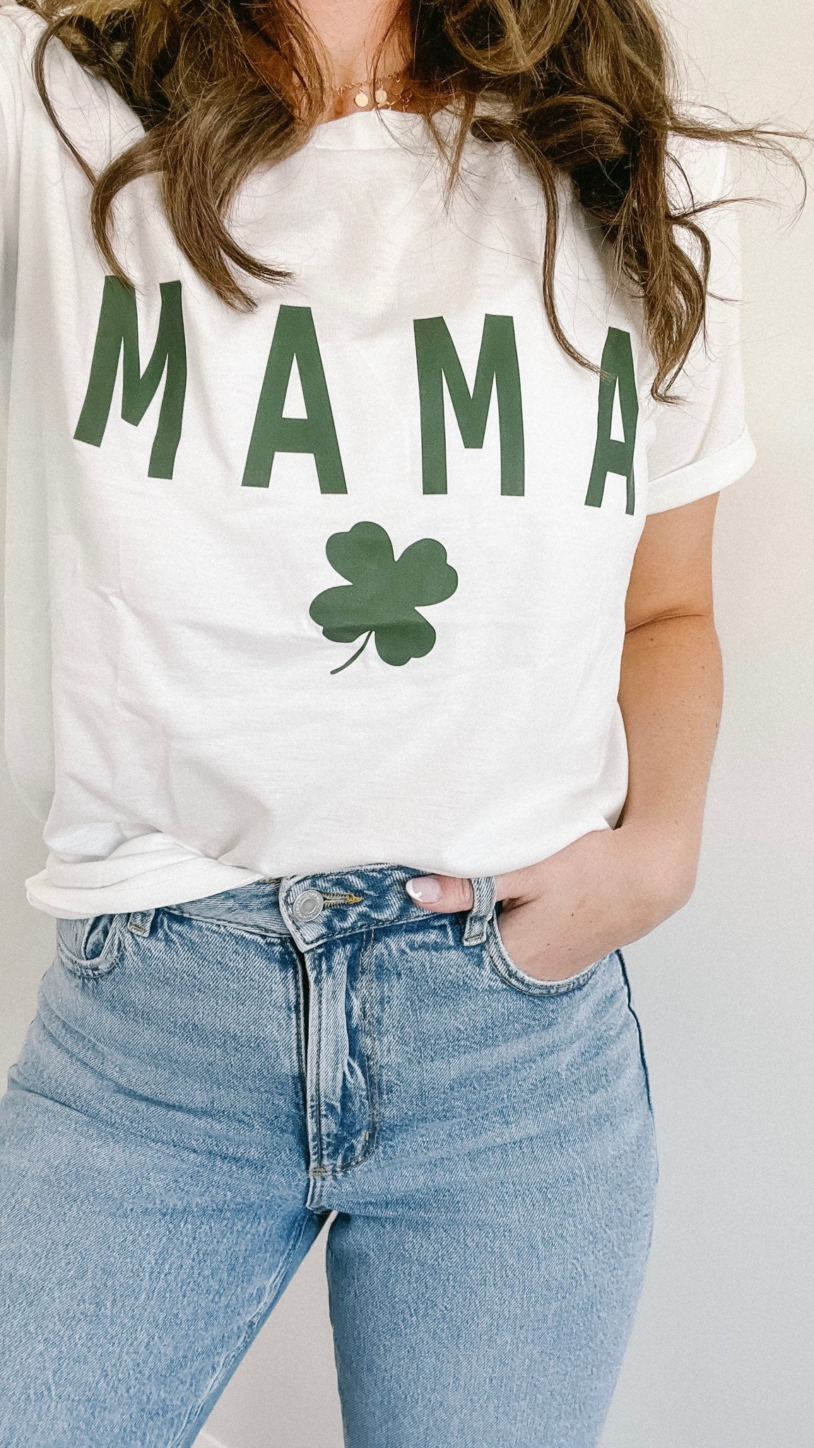 MAMA Clover T-shirt