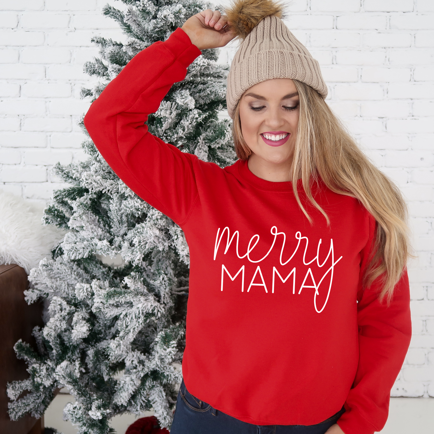 Merry MAMA Crewneck