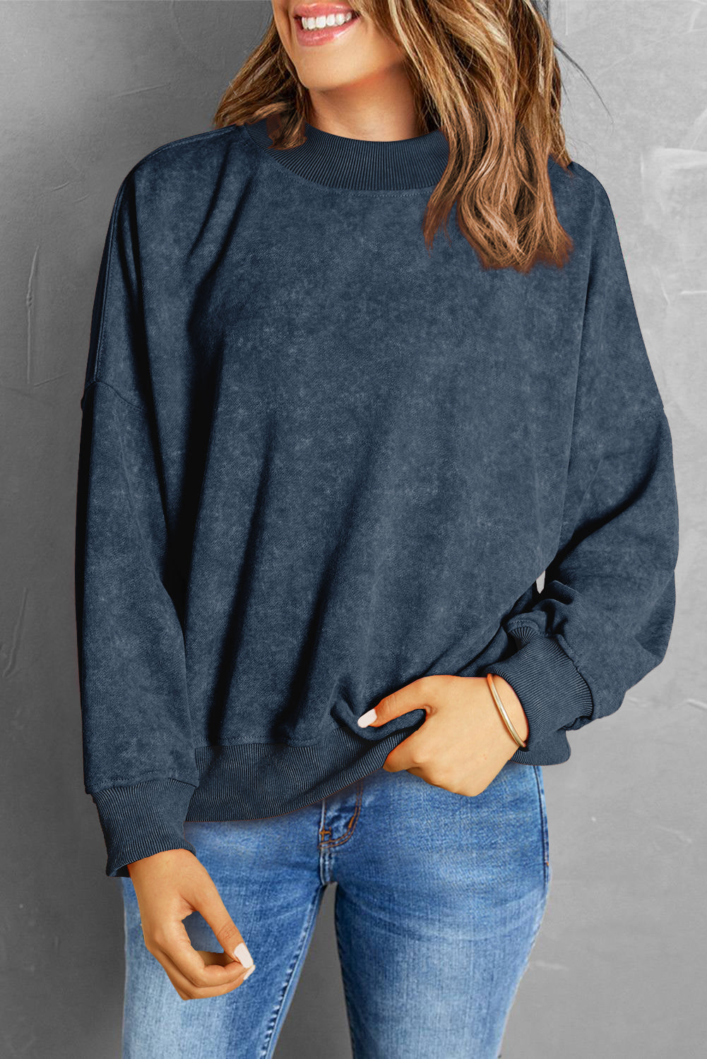 Black Drop Shoulder Crew Neck Pullover Sweatshirt