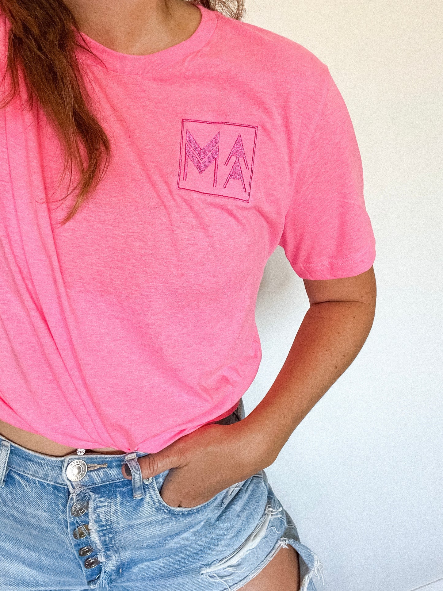 Barbie Pink MAMA T-shirt